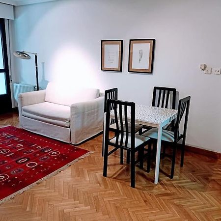Apartamento Entre Estaciones Appartement Oviedo Buitenkant foto