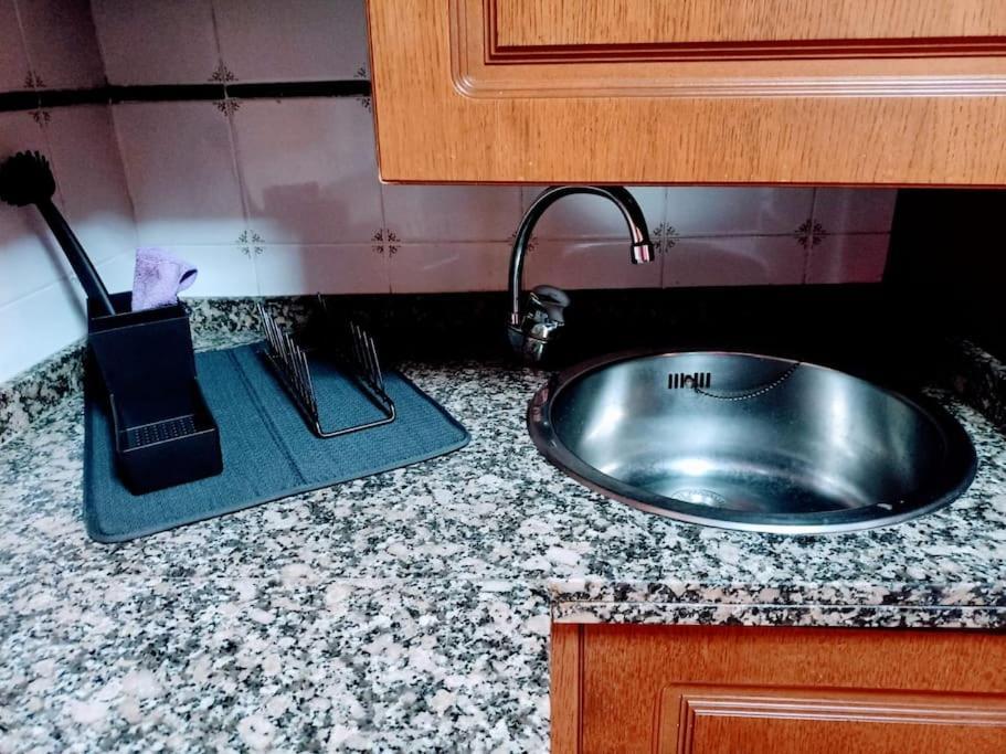 Apartamento Entre Estaciones Appartement Oviedo Buitenkant foto